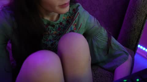 Bella Bondai online show from February 1, 2025, 12:47 pm