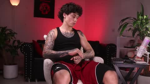   online show from March 5, 2025, 11:49 pm