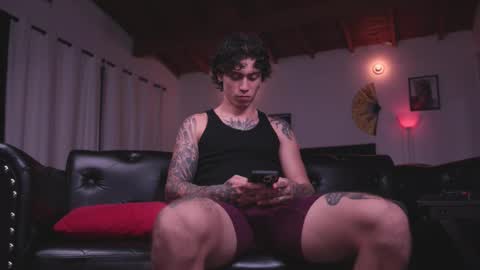   online show from November 9, 2025, 2:10 am