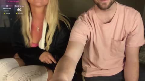 xoprincesspeachxo online show from January 18, 2026, 10:57 pm