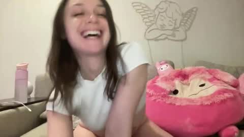 xoxo rosee online show from February 19, 2025, 4:23 am