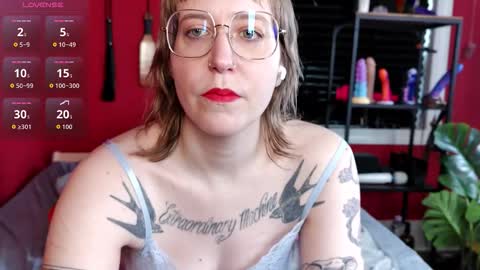 Snapshot of xoxoaliaquinn chatting on March 23, 2026, 4:22 pm Alia Quinn online show from March 23, 2026, 4:22 pm