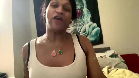 Snapshot of xperiencepressure chatting on June 7, 2026, 12:53 pm xperiencepressure online show from June 7, 2026, 12:53 pm
