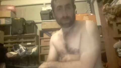 Xploringus online show from December 15, 2025, 8:29 am