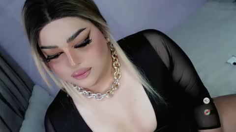 xsabbylicious69 online show from April 21, 2026, 2:51 am