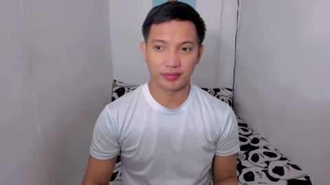 xsebastian19 online show from January 3, 2025, 11:01 pm