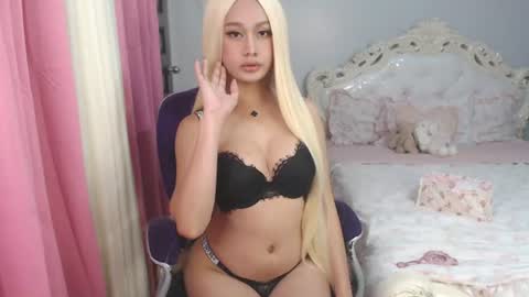 Snapshot of xsexyninedollx chatting on June 13, 2026, 8:51 pm Cleo de nile online show from June 13, 2026, 8:51 pm