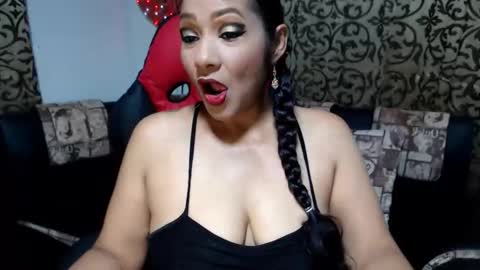 xshopyx online show from September 21, 2025, 3:08 am