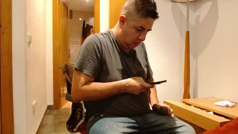 thiagoeva online show from December 9, 2024, 8:44 am