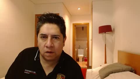 thiagoeva online show from February 24, 2025, 8:49 am