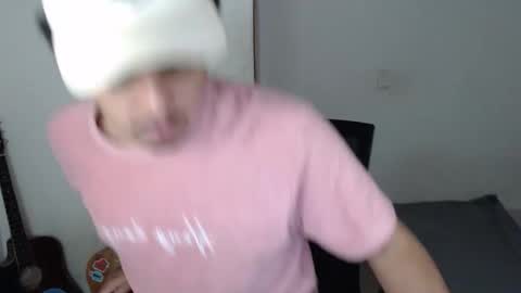 xtranherr online show from November 4, 2025, 1:38 am