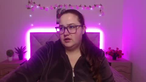 xx daniella xx online show from April 22, 2026, 6:49 am