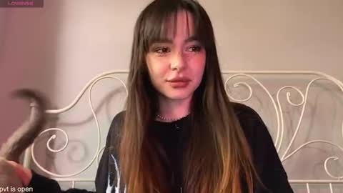 Snapshot of xx_lily chatting on July 9, 2026, 11:58 am Lily online show from July 9, 2026, 11:58 am