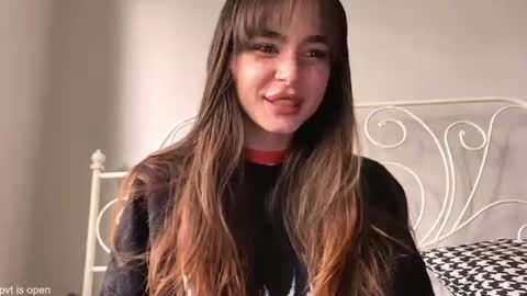 Snapshot of xx_lily chatting on July 24, 2026, 12:14 pm Lily online show from July 24, 2026, 12:14 pm