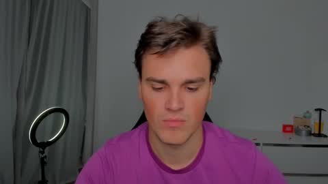 raul online show from September 18, 2025, 9:06 pm