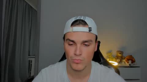 raul online show from September 22, 2025, 11:51 pm