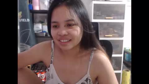 xxana_pinay_26xx online show from December 1, 2025, 11:43 pm