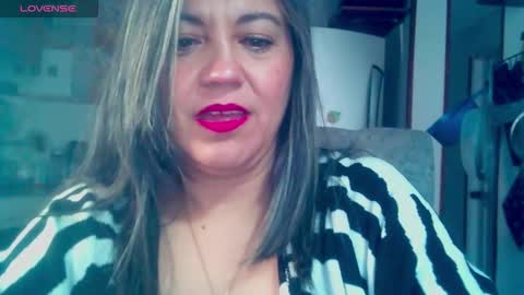 antonella online show from October 3, 2025, 1:52 pm