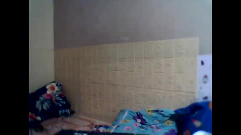 xxchuchuxx online show from April 18, 2026, 6:01 pm