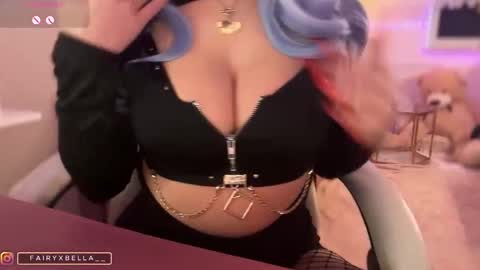 xxfairyxgiiirlxx online show from January 6, 2026, 7:17 pm