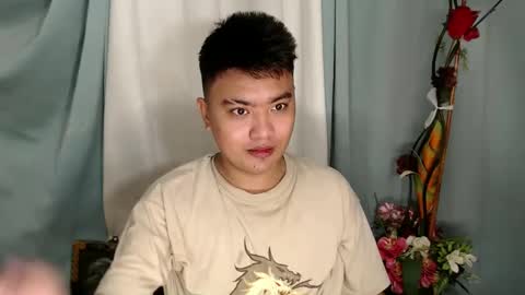 Loyd online show from January 1, 2025, 10:54 am