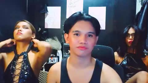 xxirene online show from March 6, 2026, 2:13 pm