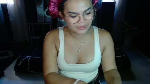 Snapshot of xxkylie_smithxx chatting on April 29, 2026, 9:13 am Kylie Smith online show from April 29, 2026, 9:13 am