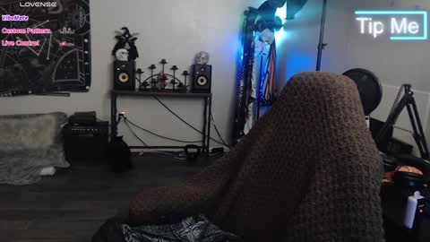 Lilith online show from February 7, 2025, 4:27 am