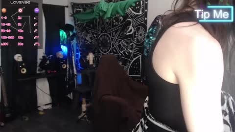 Lilith online show from February 28, 2025, 2:31 am