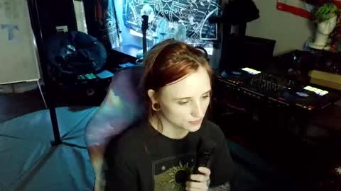 Lilith online show from April 21, 2026, 1:18 am