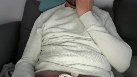 xxlspain_ online show from December 15, 2025, 8:07 am