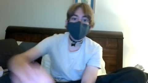 xxmommysboyxx online show from June 11, 2026, 2:33 am