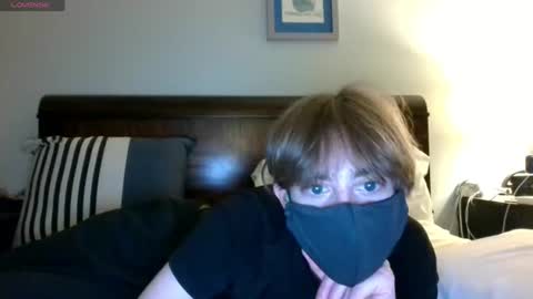 xxmommysboyxx online show from June 15, 2026, 4:36 am