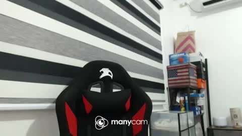 Snapshot of xxmonsterbigcockxx chatting on January 15, 2025, 12:15 pm Kaycee online show from January 15, 2025, 12:15 pm