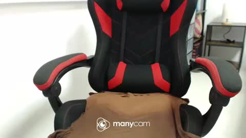 Snapshot of xxmonsterbigcockxx chatting on February 12, 2025, 6:40 am Kaycee online show from February 12, 2025, 6:40 am