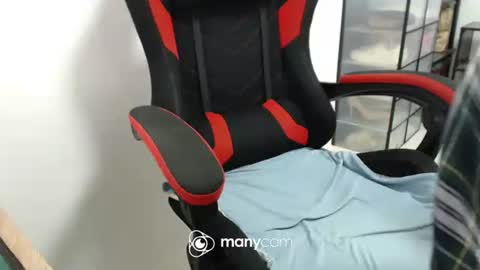 Snapshot of xxmonsterbigcockxx chatting on October 20, 2025, 2:12 am Kaycee online show from October 20, 2025, 2:12 am