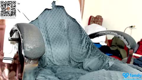 xxmranakondaxx online show from February 23, 2026, 7:33 pm