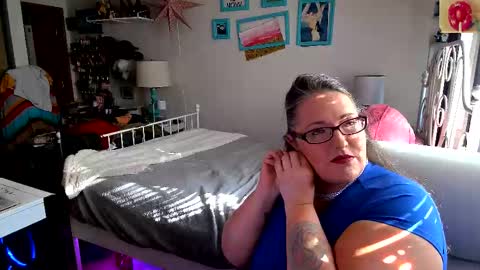 Strawberry Jane online show from January 15, 2026, 8:23 pm