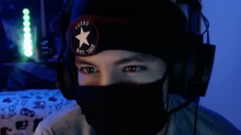 David Fox online show from April 22, 2026, 5:10 am