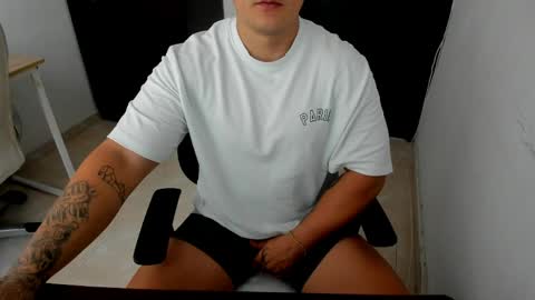 Snapshot of xxx_3d chatting on June 4, 2026, 7:42 pm xxx_3d online show from June 4, 2026, 7:42 pm