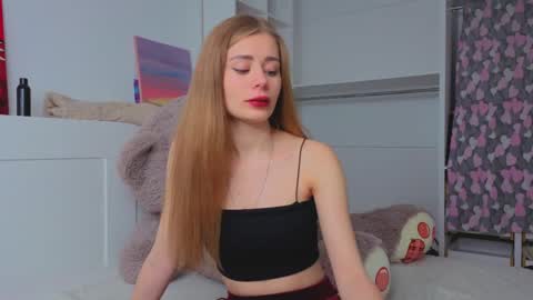 Snapshot of xxx_hotbae_xxx chatting on May 6, 2026, 7:13 am Eva online show from May 6, 2026, 7:13 am