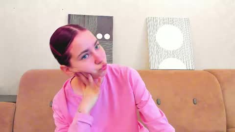 Snapshot of xxx_hotbae_xxx chatting on May 31, 2026, 7:04 am Eva online show from May 31, 2026, 7:04 am