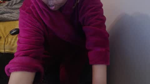 Ayanda online show from April 18, 2026, 7:07 pm