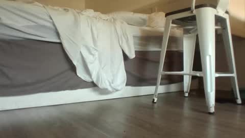 Danielle online show from October 19, 2025, 2:40 pm