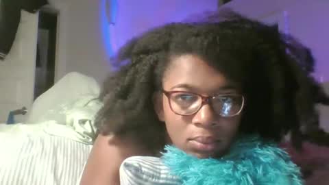 Danielle online show from November 3, 2025, 2:29 pm