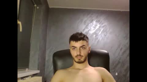 xxxdonpuiuuxxx online show from January 15, 2025, 3:39 pm