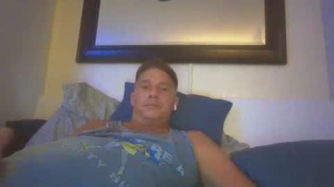 deeeeznutz online show from April 22, 2026, 7:44 am