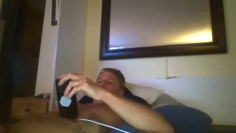 Snapshot of xxxelentdick chatting on June 18, 2026, 12:42 pm deeeeznutz online show from June 18, 2026, 12:42 pm