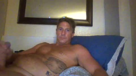 Snapshot of xxxelentdick chatting on June 24, 2026, 5:17 am deeeeznutz online show from June 24, 2026, 5:17 am