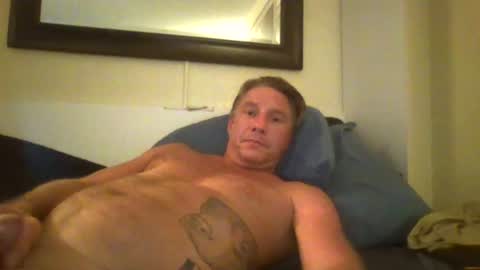 Snapshot of xxxelentdick chatting on June 25, 2026, 7:46 am deeeeznutz online show from June 25, 2026, 7:46 am